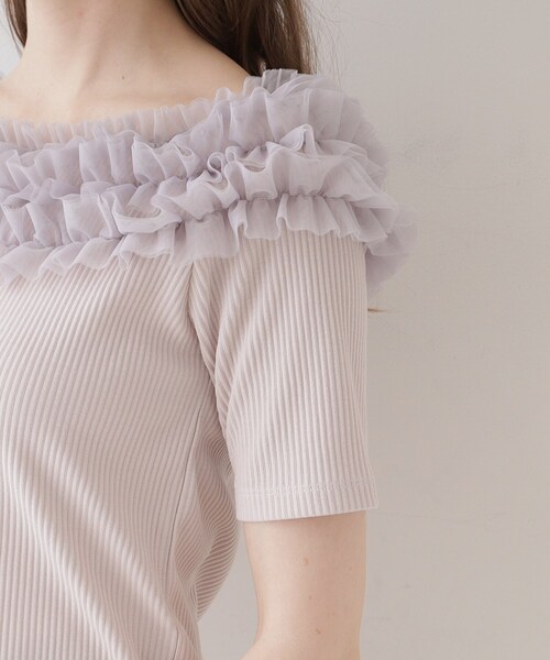 couture brooch(クチュールブローチ)の「◆【アンチピリング・マシンウォッシャブル・オトナ可愛い】チュールフリルテレコトップス(Tシャツ/カットソー・レディース・ライトグレー/ブラック・38/40/42)」の3枚目の写真