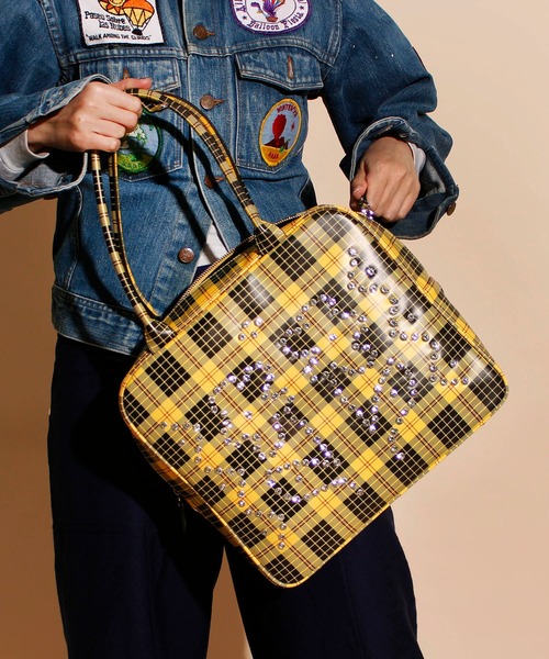 HEY!MrsROSE(ヘイミセスローズ)の「HEY! Mrs ROSE(ヘイ!ミセスローズ)Rhinestone Boston(トートバッグ・レディース・レッド/ブラック/チェック/ブラウン/レオパード/ピンク/アイボリー/イエロー・FREE)」の4枚目の写真