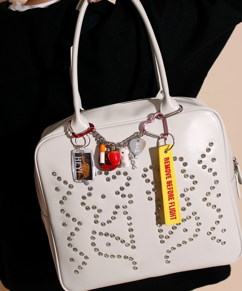 HEY!MrsROSE(ヘイミセスローズ)の「HEY! Mrs ROSE(ヘイ!ミセスローズ)Rhinestone Boston(トートバッグ・レディース・レッド/ブラック/チェック/ブラウン/レオパード/ピンク/アイボリー/イエロー・FREE)」の2枚目の写真