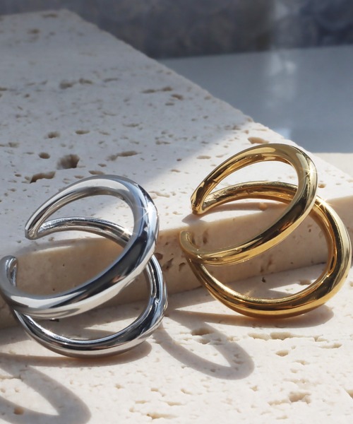 abaskdesign(アバスクデザイン)の「金属アレルギー対応 ダブルライン2WAYリング&イヤーカフ(リング・レディース・ゴールド/シルバー・FREE)」の7枚目の写真