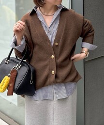 ◇【WEB限定】カシミヤブレンド長めVネックカーディガン(金ボタン) 24AW