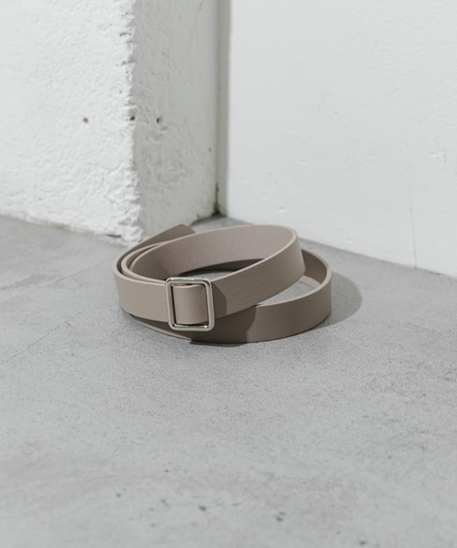 SMELLY(スメリー)の「メタルスクエアベルト(ベルト・レディース・ブラック/ベージュ・-)」の4枚目の写真