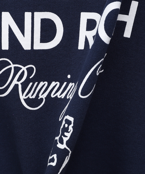 アパルトモン　sporty&rich スポーティアンドリッチ　スウェット SPORTY&RICH/スポーティアンドリッチ】SERIF LOGO CREWNECK