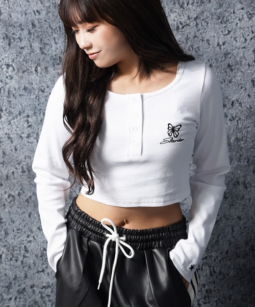 STARTER BLACK LABEL(スターターブラックレーベル)の「テレコ ヘンリーネック ショート丈 長袖Tシャツ / Teleco Henry Neck Short Length Long Sleeved T-Shirt(Tシャツ/カットソー・レディース・ブラック/ホワイト/ピンク・ONE SIZE)」の2枚目の写真