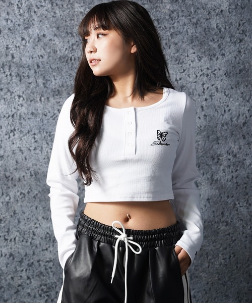 STARTER BLACK LABEL(スターターブラックレーベル)の「テレコ ヘンリーネック ショート丈 長袖Tシャツ / Teleco Henry Neck Short Length Long Sleeved T-Shirt(Tシャツ/カットソー・レディース・ブラック/ホワイト/ピンク・ONE SIZE)」の4枚目の写真