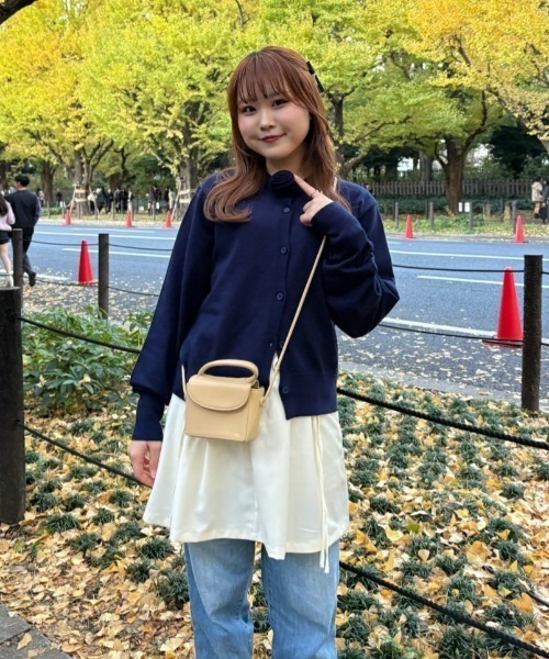 idem（イデム）の「rose basic cardigan/バラカーディガン（カーディガン/ボレロ・レディース・アイボリー/レッド/ネイビー・FREE）」の11枚目の写真