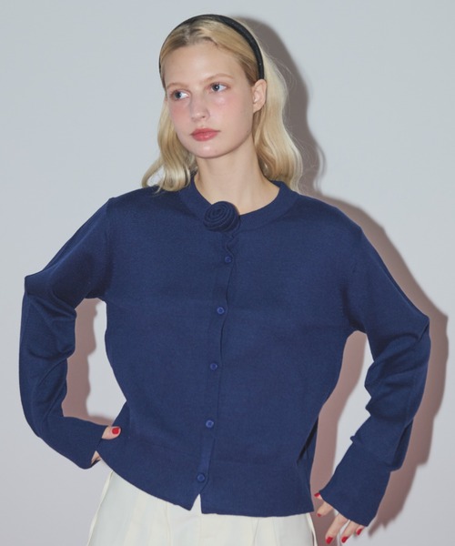 idem（イデム）の「rose basic cardigan/バラカーディガン（カーディガン/ボレロ・レディース・アイボリー/レッド/ネイビー・FREE）」の4枚目の写真