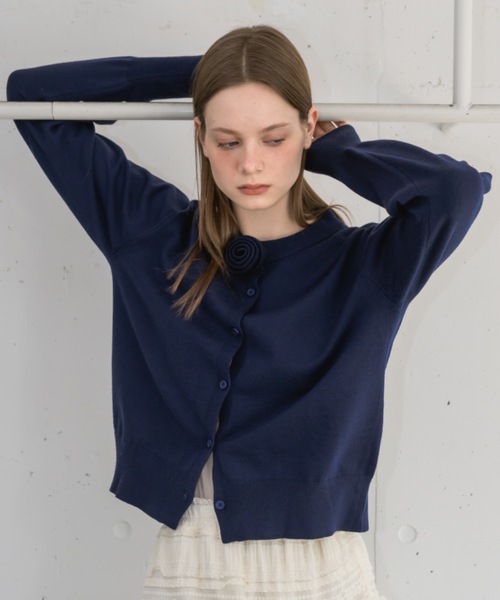 idem（イデム）の「rose basic cardigan/バラカーディガン（カーディガン/ボレロ・レディース・アイボリー/レッド/ネイビー・FREE）」の17枚目の写真