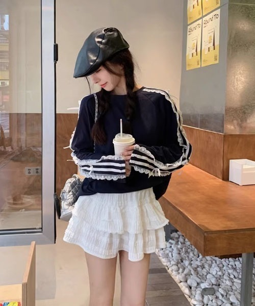 Mayree(メイリー)の「【Mayree】リボン レース サイドライン カットソー(Tシャツ/カットソー・レディース・ネイビー/ホワイト/ブラック・MEDIUM/LARGE/X-LARGE/SMALL)」の9枚目の写真