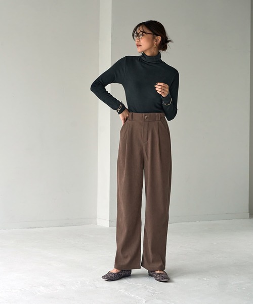 STYLE DELI(スタイルデリ)の「とろみ薄リブタートルネックトップス(Tシャツ/カットソー・レディース・ホワイト/オレンジ/ブラック/グレー/チャコールグレー/ブルー・FREE)」の19枚目の写真