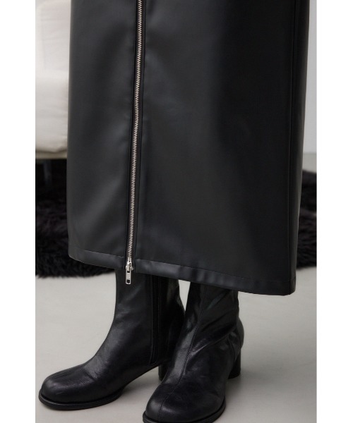 AZUL by moussy（アズールバイマウジー）の「フェイクレザーZIPタイトスカート（スカート・レディース・ブラック/ライトベージュ・SMALL/MEDIUM）」の12枚目の写真