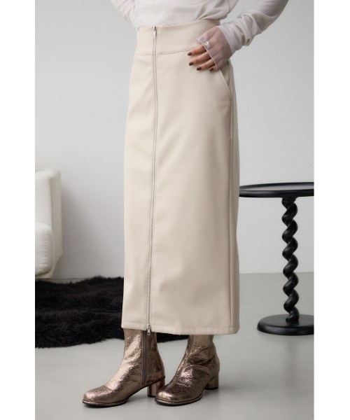 AZUL by moussy（アズールバイマウジー）の「フェイクレザーZIPタイトスカート（スカート・レディース・ブラック/ライトベージュ・SMALL/MEDIUM）」の13枚目の写真