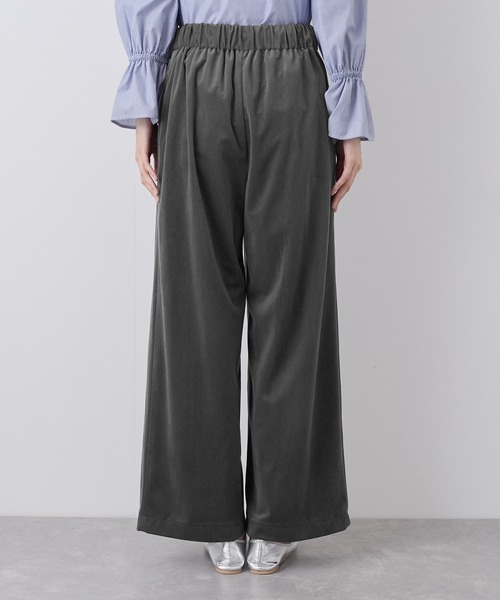 ROPE' PICNIC（ロペピクニック）の「ベロアコーデュロイイージーワイドパンツ（その他パンツ・レディース・ダークブラウン/チャコールグレー/オフホワイト・36/38/40）」の22枚目の写真