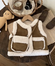 aimoha（アイモハ）の「【aimoha-KIDS-】バッグ付き　フェイクムートンノースリーブジャケット (AW)（ムートンコート）」