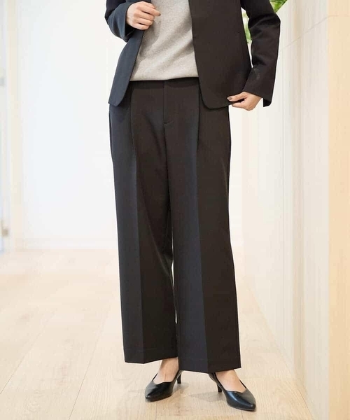 a.v.v（アーヴェヴェ）の「【洗える/イージーケア】ダブルクロスワイドストレートパンツ（スーツパンツ・レディース・ブラック/グレー系その他/ネイビー・40/34/42/38/36）」の2枚目の写真