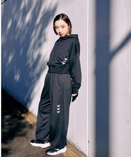 ROXY(ロキシー)の「TRIPLE CHAKRA/ロキシージップアップパーカー(スウェット・レディース・ホワイト/レッド/ブラック・SMALL/LARGE/MEDIUM)」の20枚目の写真