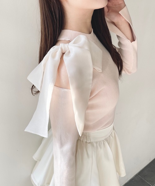 NOMAE（ノーマエ）の「ワンショルダーオープンリボンニット（ニット/セーター・レディース・ライトピンク/ブラック/ホワイト/グレー・FREE）」の10枚目の写真