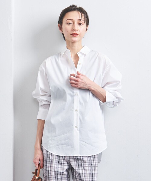 UNITED ARROWS(ユナイテッドアローズ)の「バックオープン レギュラーカラーシャツ(シャツ/ブラウス・レディース・ホワイト/コバルトブルー・FREE)」の6枚目の写真