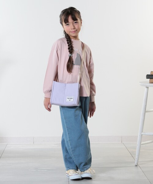 SHOO・LA・RUE（シューラルー）の「おでかけにもデイリーにも パテッドポシェット（ショルダーバッグ・キッズ・ピンク/パープル・00）」の14枚目の写真