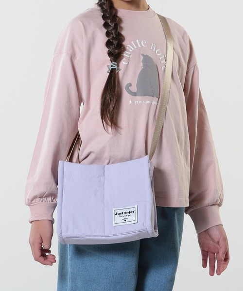 SHOO・LA・RUE（シューラルー）の「おでかけにもデイリーにも パテッドポシェット（ショルダーバッグ・キッズ・ピンク/パープル・00）」の2枚目の写真