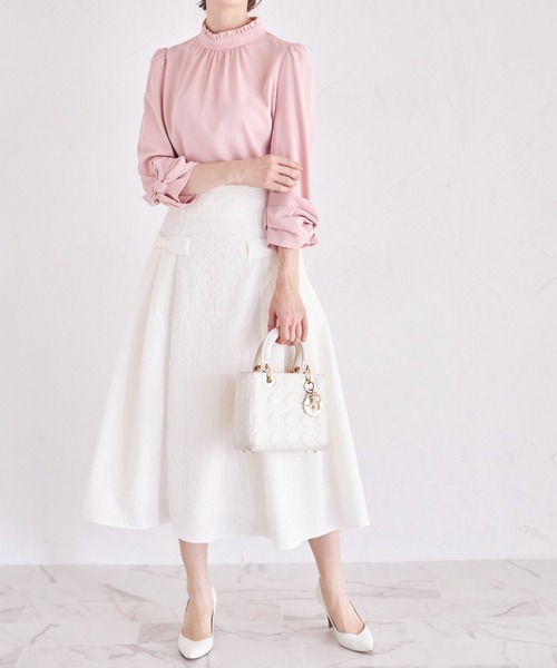 tocco closet（トッコ　クローゼット）の「袖口りぼん付きプチフリルネックブラウス（シャツ/ブラウス・レディース・ネイビー/グレー/オフホワイト/ピンクベージュ・M）」の20枚目の写真