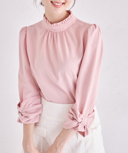 tocco closet（トッコ　クローゼット）の「袖口りぼん付きプチフリルネックブラウス（シャツ/ブラウス・レディース・ネイビー/グレー/オフホワイト/ピンクベージュ・M）」の22枚目の写真