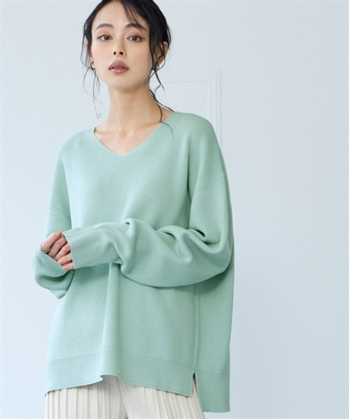 nissen（ニッセン）の「マシュマロニット畦編みオーバーサイズVネックトップス＜大きいサイズ有＞（ニット/セーター・レディース・杢グレー/ブラック/ベージュ/ライム/ピンク・3L/S/M/L/LL）」の4枚目の写真