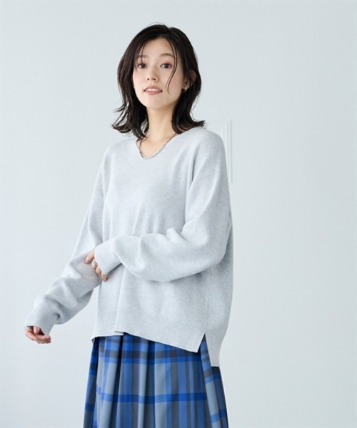 nissen（ニッセン）の「マシュマロニット畦編みオーバーサイズVネックトップス＜大きいサイズ有＞（ニット/セーター・レディース・杢グレー/ブラック/ベージュ/ライム/ピンク・3L/S/M/L/LL）」の8枚目の写真