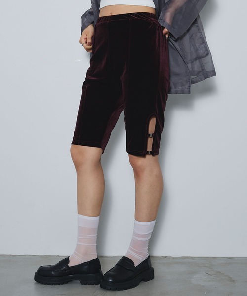 ELLEgirl（エルガール）の「ベロアハーフレギンス【ELLEgirl/エルガール】（その他パンツ・レディース・ブラック/バーガンディー・FREE）」の19枚目の写真