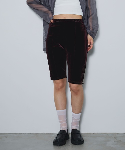 ELLEgirl（エルガール）の「ベロアハーフレギンス【ELLEgirl/エルガール】（その他パンツ・レディース・ブラック/バーガンディー・FREE）」の21枚目の写真