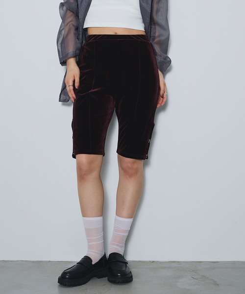 ELLEgirl（エルガール）の「ベロアハーフレギンス【ELLEgirl/エルガール】（その他パンツ・レディース・ブラック/バーガンディー・FREE）」の22枚目の写真