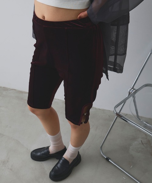 ELLEgirl（エルガール）の「ベロアハーフレギンス【ELLEgirl/エルガール】（その他パンツ・レディース・ブラック/バーガンディー・FREE）」の8枚目の写真