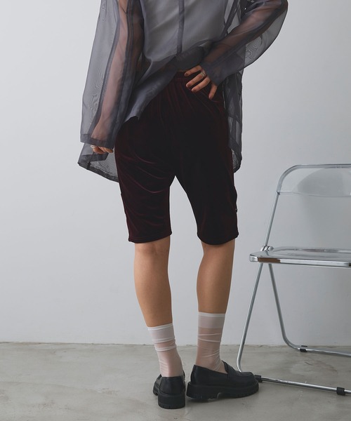 ELLEgirl（エルガール）の「ベロアハーフレギンス【ELLEgirl/エルガール】（その他パンツ・レディース・ブラック/バーガンディー・FREE）」の5枚目の写真