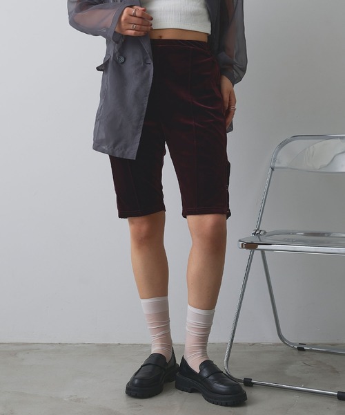 ELLEgirl（エルガール）の「ベロアハーフレギンス【ELLEgirl/エルガール】（その他パンツ・レディース・ブラック/バーガンディー・FREE）」の12枚目の写真