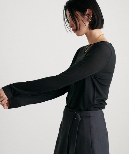 LARUTA（ラルータ）の「【LARUTA】［Web限定］とろみシアーロンT（Tシャツ/カットソー・レディース・オフホワイト/ライトグレー/イエロー/スミクロ・FREE）」の15枚目の写真