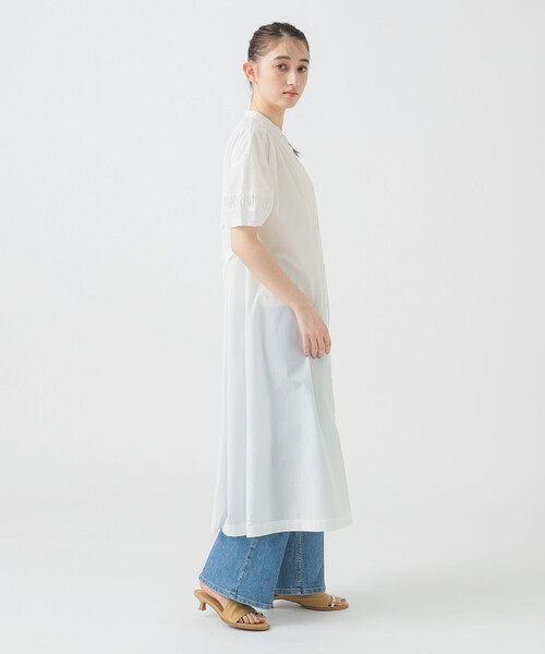 B:MING by BEAMS（ビーミングバイビームス）の「袖ギャザー ワンピース（S～M）【洗濯可・イージーケア】（シャツワンピース・レディース・オフホワイト/ネイビー/サックスブルー・MEDIUM/SMALL）」の5枚目の写真