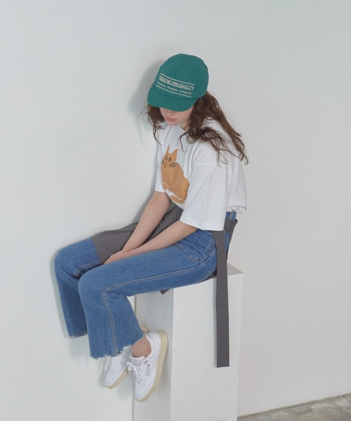 THEATRE PRODUCTS（シアタープロダクツ）の「【THEATRE PRODUCTS ｜ Shiomi Wadaコラボ】プリントTシャツ フラワー/ネコ（Tシャツ/カットソー・レディース・ブラック/ホワイト系2/ブルー/ホワイト・FREE）」の18枚目の写真