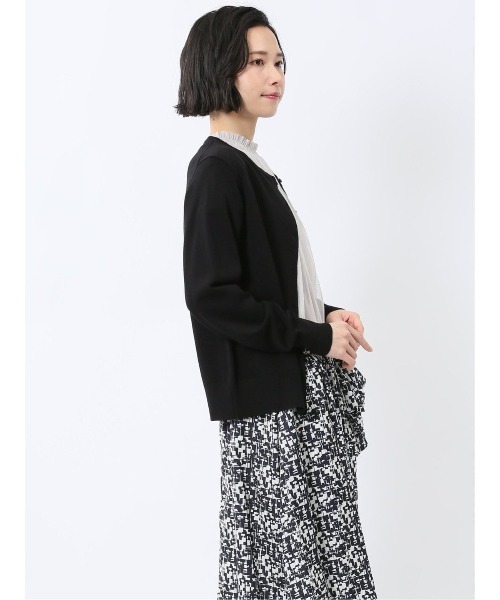 m.f.editorial（エムエフエディトリアル）の「【ストレッチ UVカット 静電気防止 アンチピリング ウォッシャブル】m.f.エディトリアル レディース クルー ニットカーディガン（カーディガン/ボレロ・レディース・グレー/ブラック・MEDIUM/LARGE）」の14枚目の写真