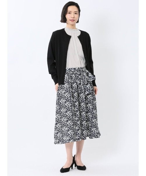 m.f.editorial（エムエフエディトリアル）の「【ストレッチ UVカット 静電気防止 アンチピリング ウォッシャブル】m.f.エディトリアル レディース クルー ニットカーディガン（カーディガン/ボレロ・レディース・グレー/ブラック・MEDIUM/LARGE）」の15枚目の写真
