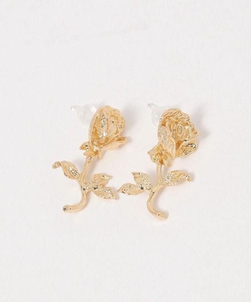FOREVER 21(フォーエバー トゥエンティーワン)の「ローズデザインピアス(ピアス(両耳用)・レディース・ゴールド/シルバー・FREE)」の2枚目の写真