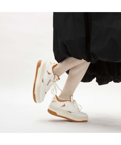 Reebok(リーボック)の「クラブシー エクストラ / CLUB C EXTRA(スニーカー・レディース・アイボリー/ホワイト・22.5cm/23.0cm/23.5cm/24.5cm/24.0cm/25.0cm/25.5cm/26.0cm/22.0cm)」の7枚目の写真