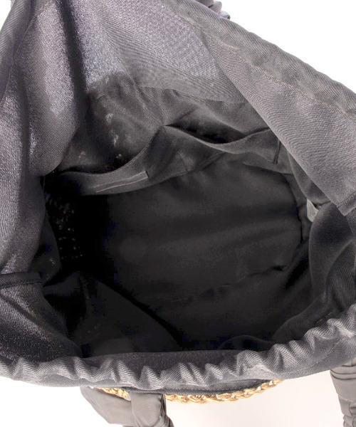 cache cache(カシュ カシュ)の「カシュカシュ cachecache / 下がりリボン柄編みトート(かごバッグ・レディース・ブラック/ベージュ/マスタード/ブルー/グレー/ピンク/グリーン・FREE)」の17枚目の写真