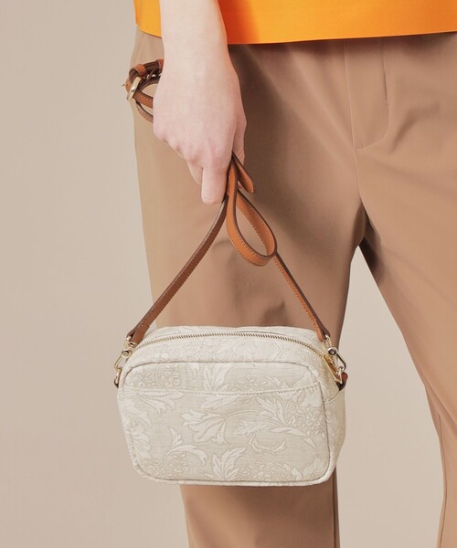 MACKINTOSH LONDON（マッキントッシュ ロンドン）の「【WEB限定】【BIBURY FLOWER】バイブリージャカードミニショルダー（ショルダーバッグ・レディース・ブルー/ベージュ・FREE）」の8枚目の写真