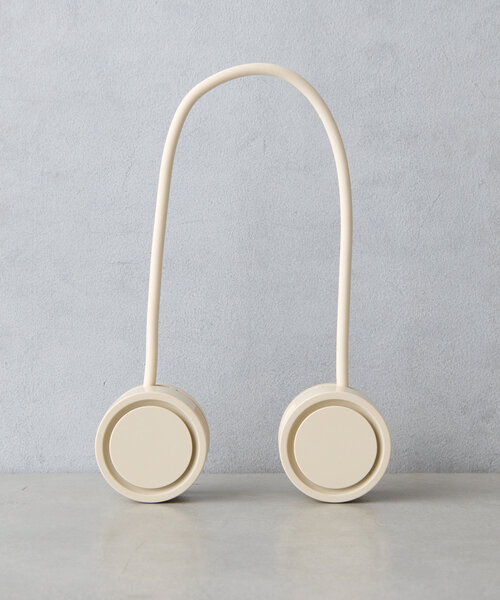 BIRTHDAY BAR（バースデイバー）の「くるくるネックファン（生活家電・レディース・ベージュ/グレー・0）」の11枚目の写真