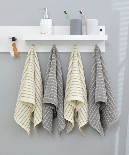 IRADOWL（アイラドール）の「【アイラドール room】ベーシックストライプ柄フェイスタオル（タオル・レディース・ホワイト/グレー・FREE）」の5枚目の写真