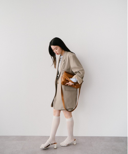DRWCYS（ドロシーズ）の「２WAYボックスバッグ（ショルダーバッグ・レディース・キャメル/ブラック・FREE）」の11枚目の写真