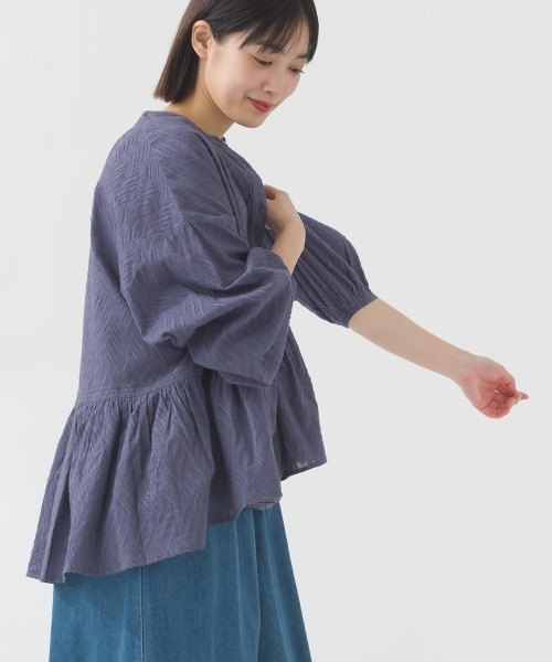 OMNES（オムネス）の「コットンジャガード裾ギャザーブラウス（シャツ/ブラウス・レディース・ブラック/ベージュ/ブルー系その他/ホワイト・FREE）」の21枚目の写真