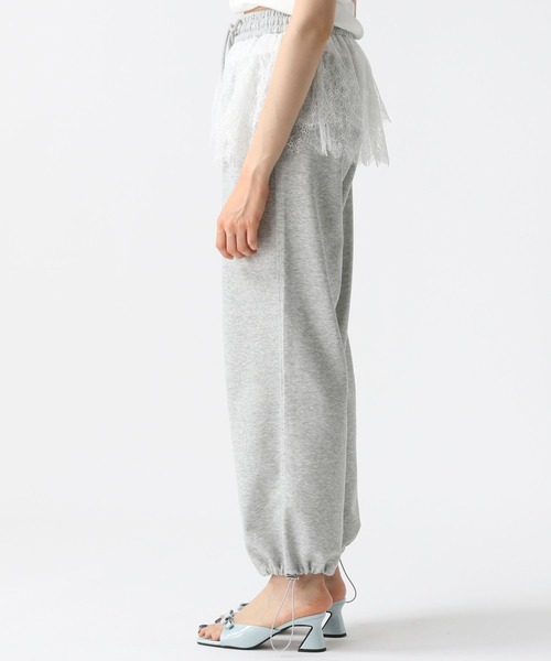 FOREVER 21（フォーエバー トゥエンティーワン）の「【2025SS】フリルレース付きスウェットパンツ（スウェットパンツ・レディース・ブラック/グレー・SMALL/MEDIUM）」の16枚目の写真
