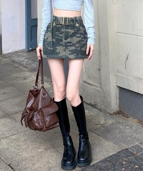 セール】ベルト付き迷彩ミニスカート（スカート）｜LOULOU select