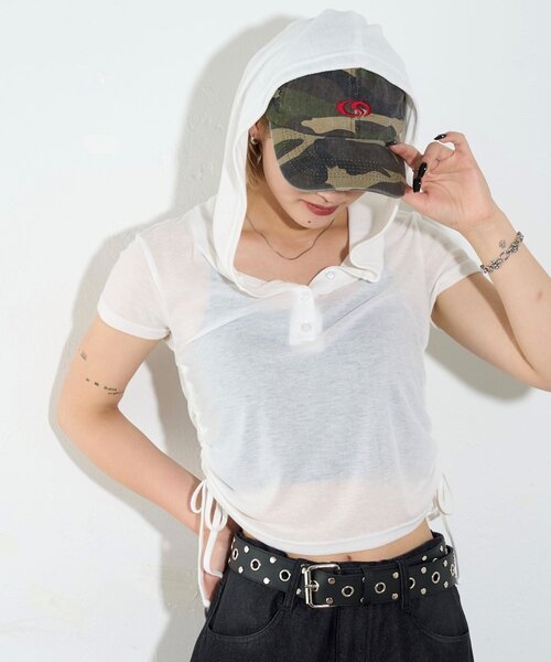 WHO'S WHO gallery(フーズフーギャラリー)の「【新色レース】シアー/レース ヘンリー半袖パーカー(Tシャツ/カットソー・レディース・ブラック/オフホワイト/グレー/ホワイト/ブラック系その他・FREE)」の18枚目の写真